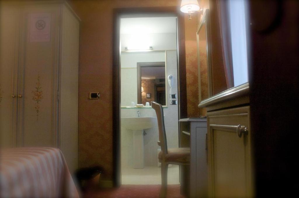 Hotel Lux Venezia Esterno foto