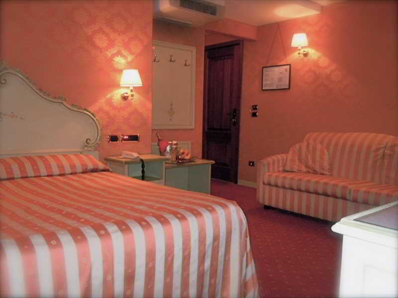 Hotel Lux Venezia Esterno foto
