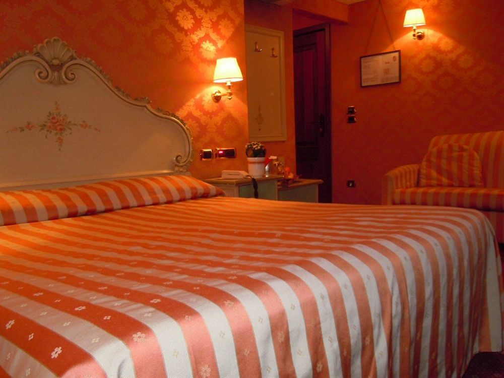 Hotel Lux Venezia Esterno foto
