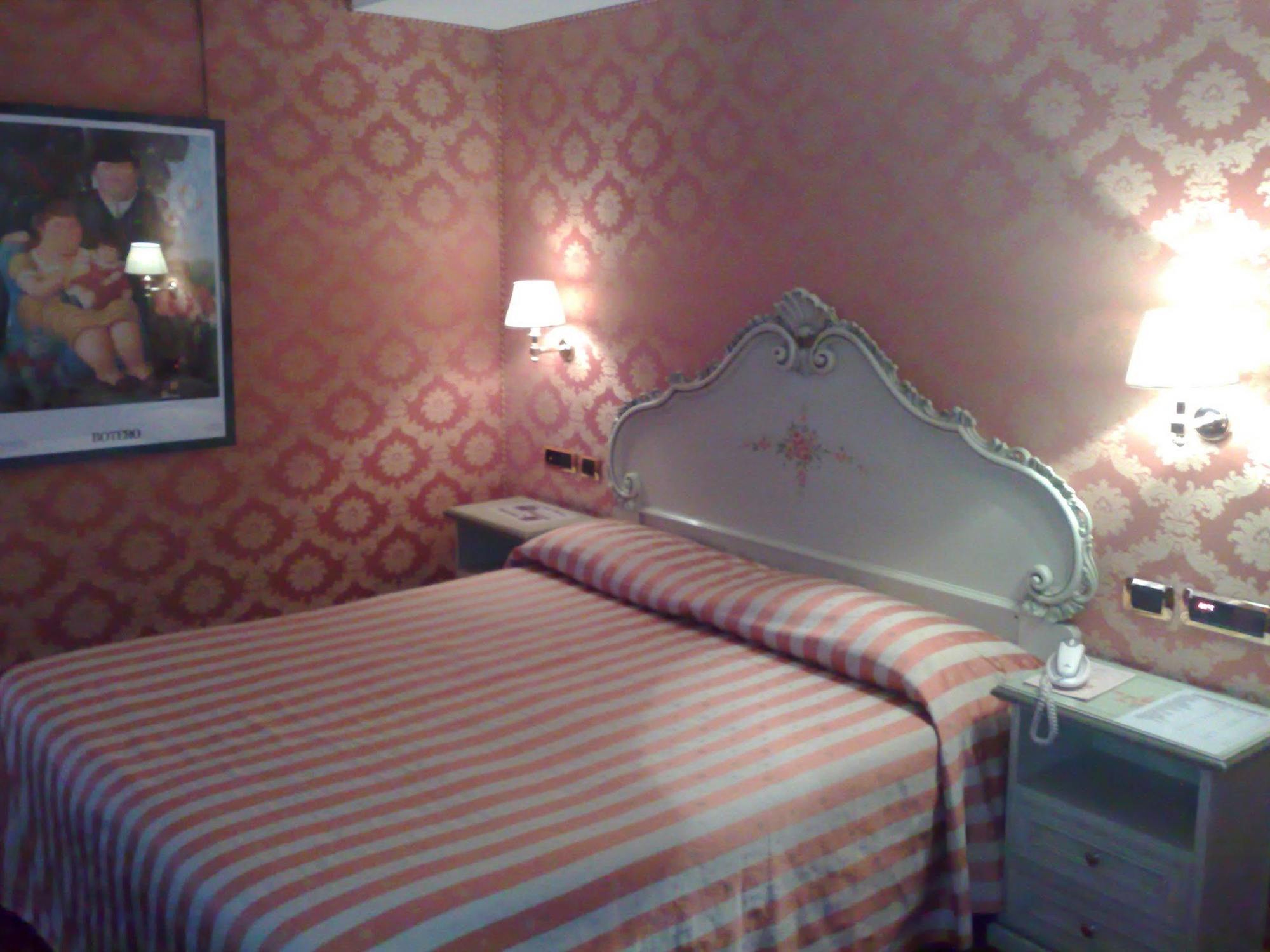 Hotel Lux Venezia Esterno foto