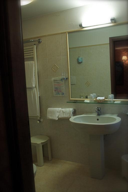 Hotel Lux Venezia Esterno foto